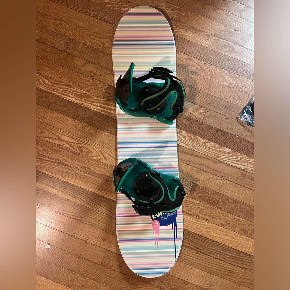 Burton Chicklet kids snowboard, 90cm with Burton  bindings.